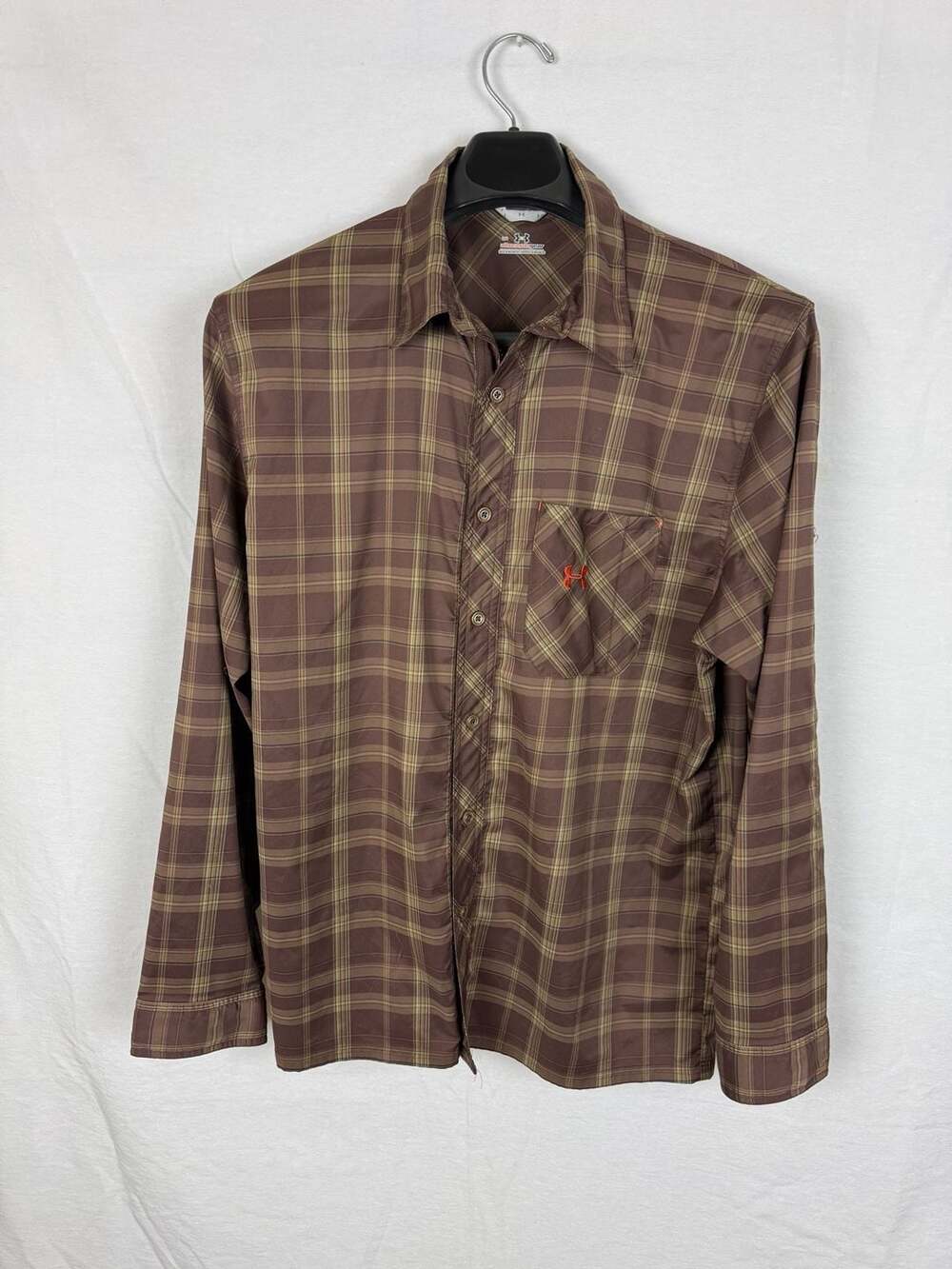 Under Armour Plaid Button Up Shirt Size LG Brown Long Sleeve AllSeasonGear